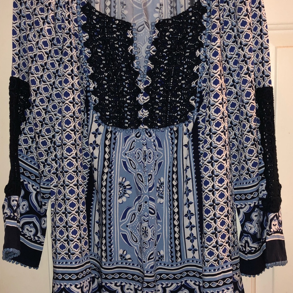New CROWN & IVY top